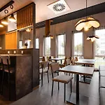 - The Niu, Pax Airport By Ihg Hotel Berlin