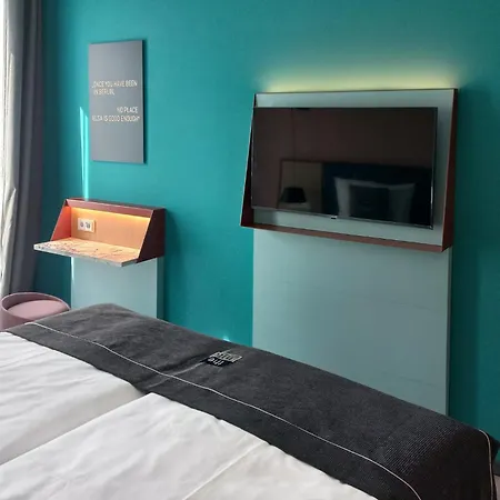 - The Niu, Pax Airport By Ihg 3* Berlin