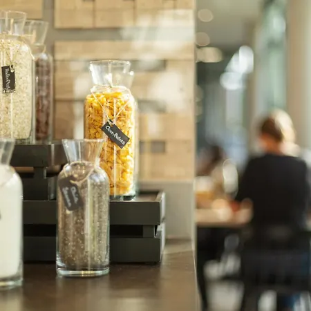 - The Niu, Pax Airport By Ihg 3* Berlin