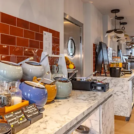 - The Niu, Pax Airport By Ihg Βερολίνο