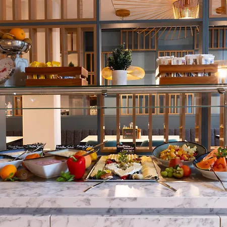 - The Niu, Pax Airport By Ihg 4*