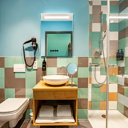 - The Niu, Pax Airport By Ihg 4* Берлин