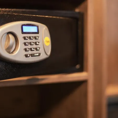 - The Niu, Pax Airport By Ihg Ξενοδοχείο Βερολίνο