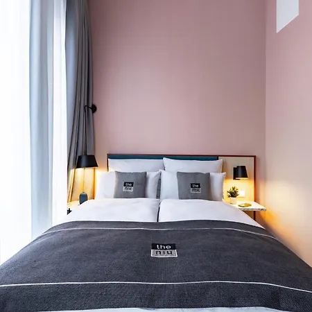 - The Niu, Pax Airport By Ihg 4*