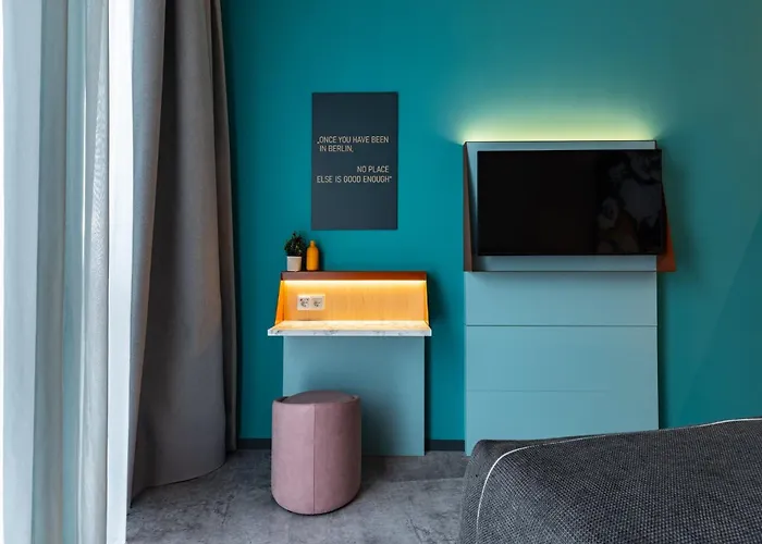 - The Niu, Pax Airport By Ihg 4*