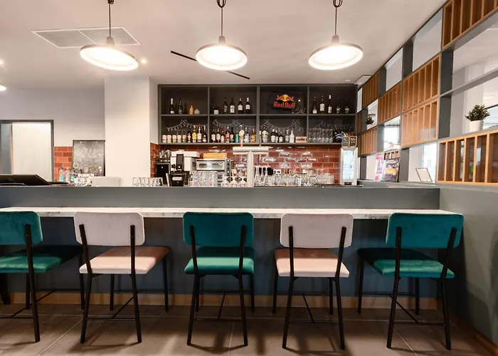 - The Niu, Pax Airport By Ihg