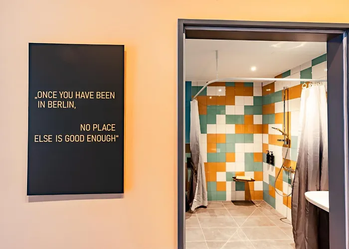 - The Niu, Pax Airport By Ihg Hotell Berlin