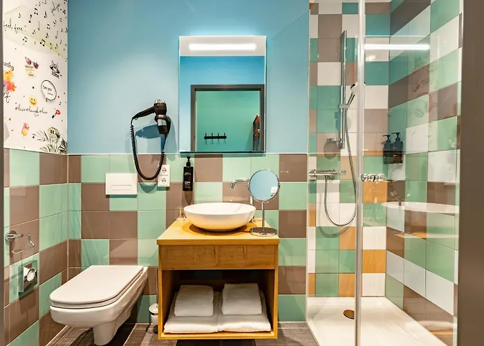 - The Niu, Pax Airport By Ihg 4* Berlín