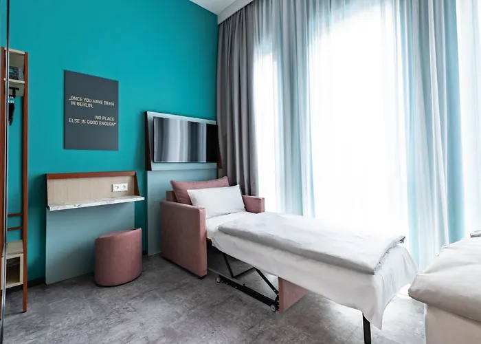 - The Niu, Pax Airport By Ihg 4* Berlín