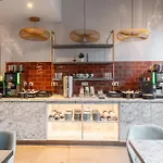 Отель - The Niu, Pax Airport By Ihg 4*