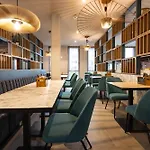- The Niu, Pax Airport By Ihg