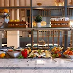 - The Niu, Pax Airport By Ihg 4*