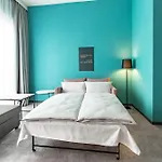 - The Niu, Pax Airport By Ihg Берлин