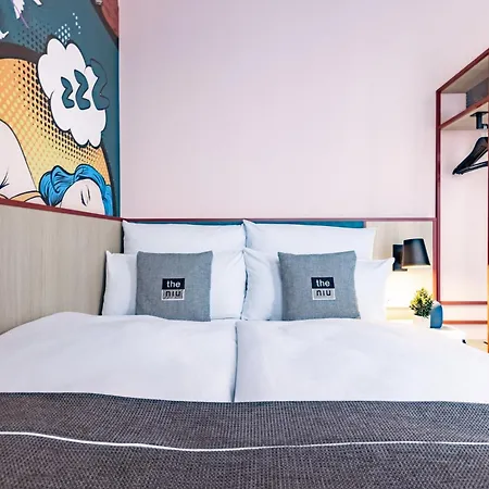 Otel - The Niu, Pax Airport By Ihg