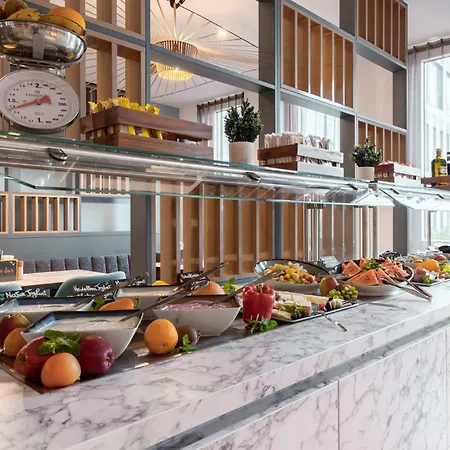 - The Niu, Pax Airport By Ihg 4* Berlín