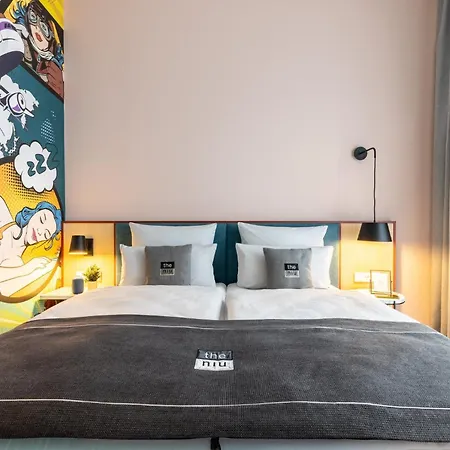 Otel - The Niu, Pax Airport By Ihg