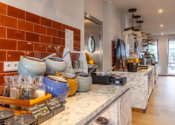 - The Niu, Pax Airport By Ihg Berlín