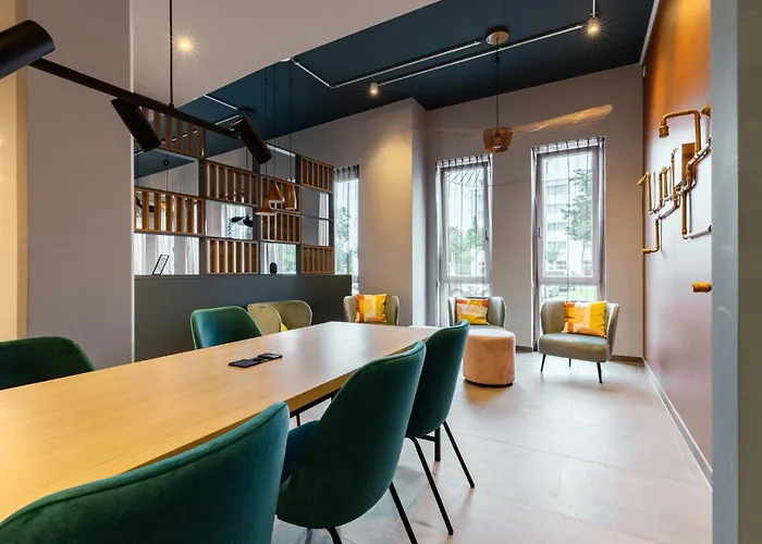 - The Niu, Pax Airport By Ihg