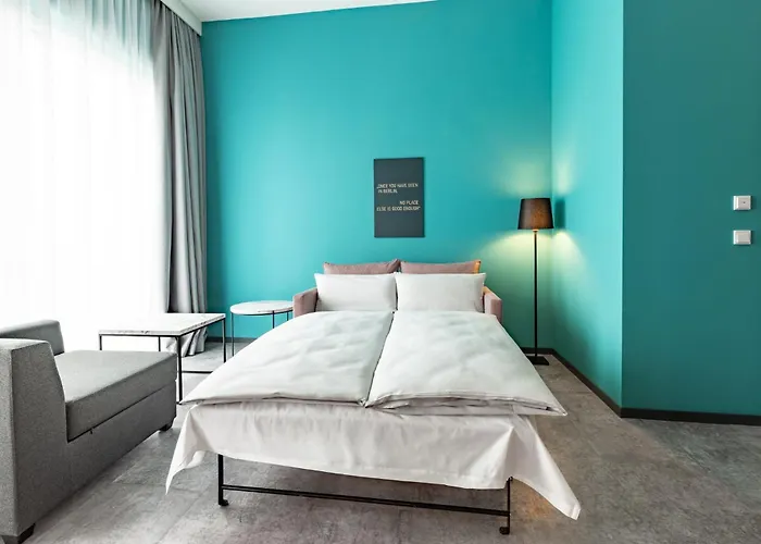 - The Niu, Pax Airport By Ihg Berlim